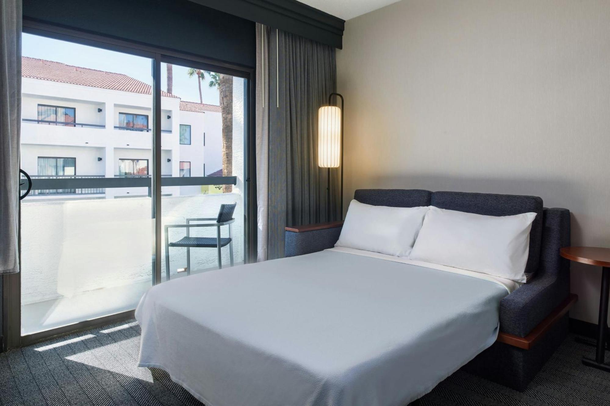 Courtyard By Marriott Phoenix North Ngoại thất bức ảnh